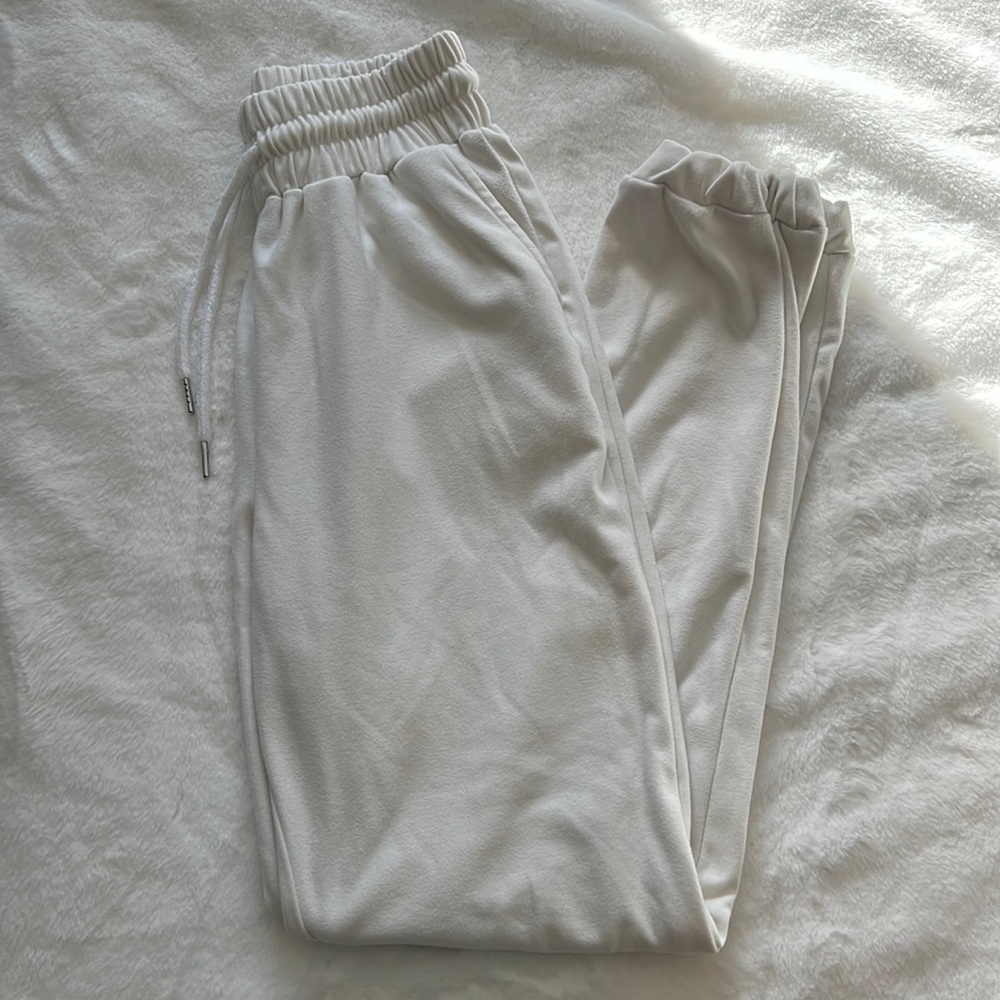 NWOT! Buttery soft joggers